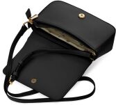 Damska torba na pasku crossbody z klapą klasyczna logowana torebka listonoszka - czarna - 4